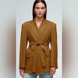 Argent Belted Blazer in Seasonless Wool